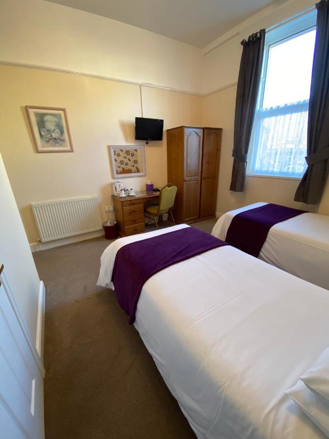 Paignton Court Bed & Breakfast Exterior foto
