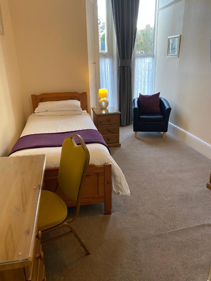 Paignton Court Bed & Breakfast Exterior foto