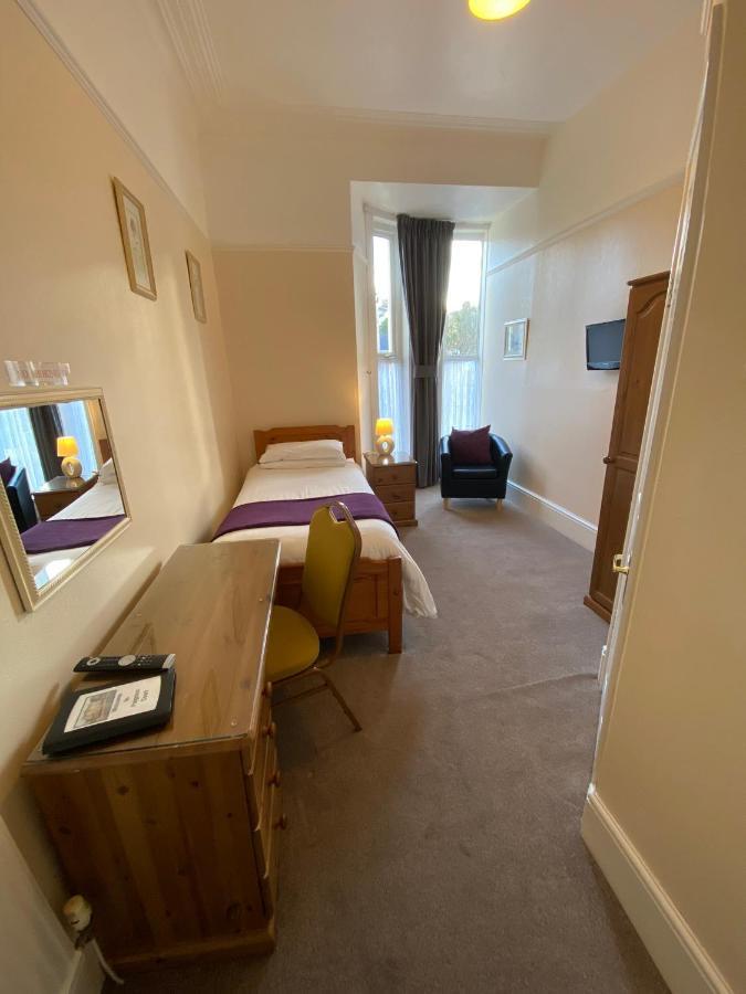 Paignton Court Bed & Breakfast Exterior foto